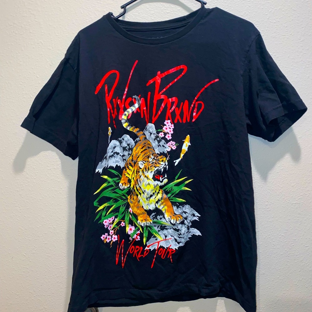 Reason t shirt size large
